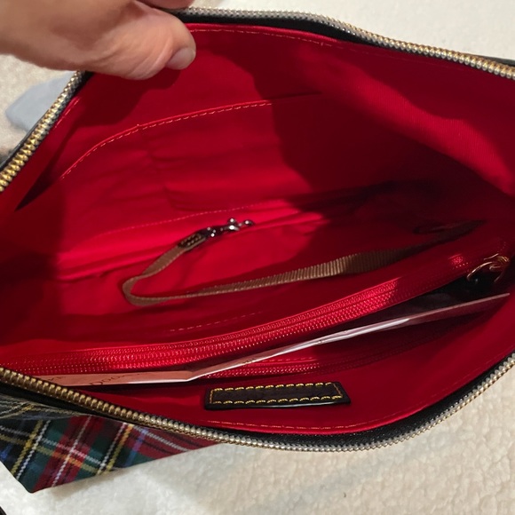 🆕 Dooney & Bourke Large Erica Hobo Shoulder Bag (Black)Tartan Plaid - Picture 7 of 7